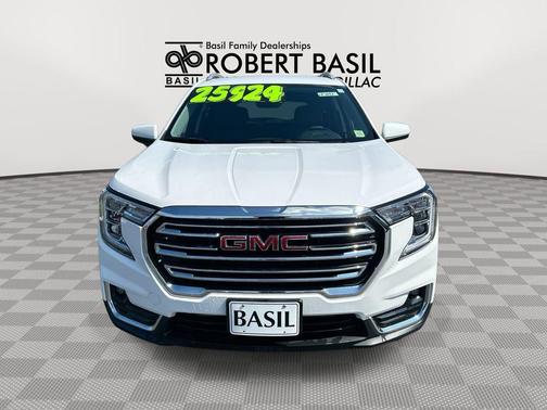 Summit White 2022 GMC Terrain SLT