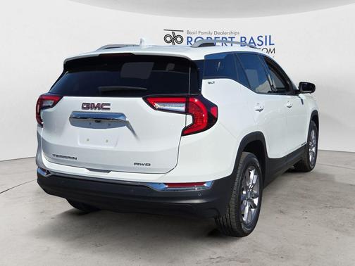 2022 GMC Terrain SLT