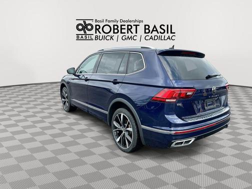 Atlantic Blue Metallic 2022 Volkswagen Tiguan 2.0T SEL R-Line 4MOTION
