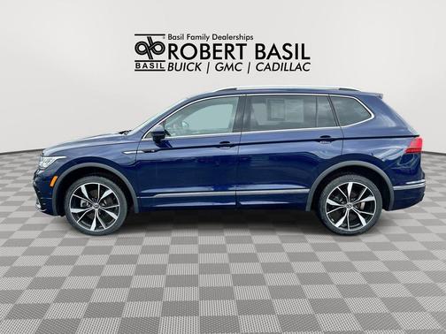 Atlantic Blue Metallic 2022 Volkswagen Tiguan 2.0T SEL R-Line 4MOTION