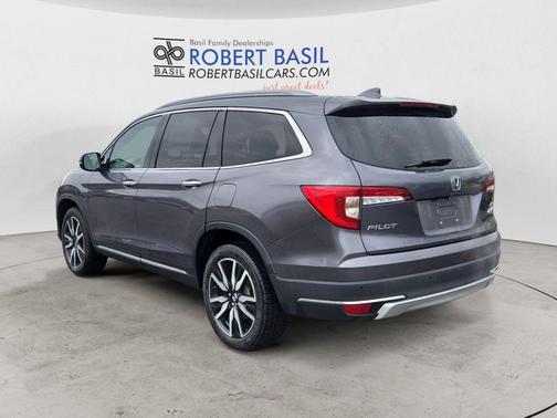 2021 Honda Pilot Touring 8-Passenger