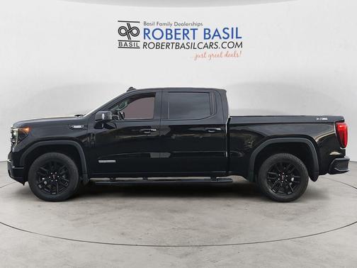 2023 GMC Sierra 1500 Elevation