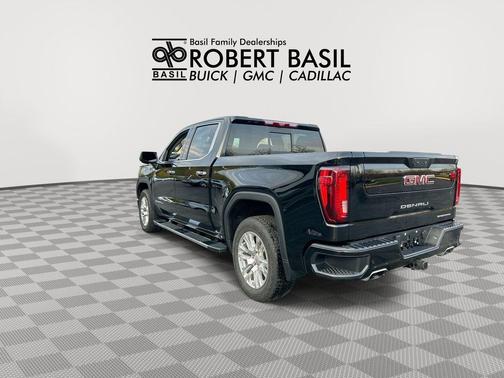 Onyx Black 2024 GMC Sierra 1500 Denali