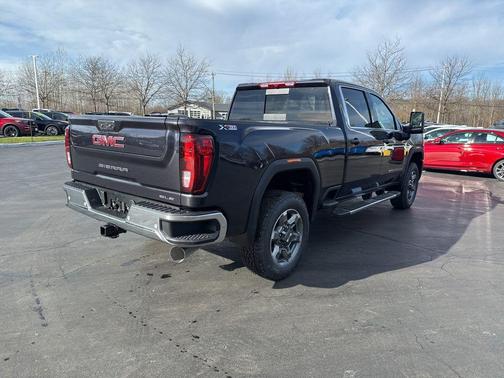 2026 GMC Sierra 2500 SLE