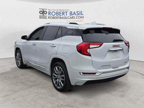 2023 GMC Terrain Denali