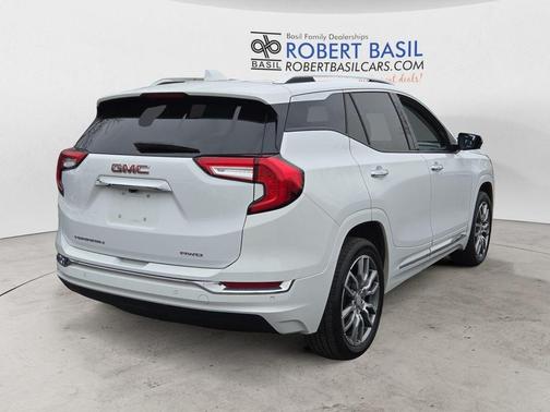 2023 GMC Terrain Denali