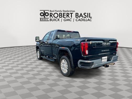 Onyx Black 2024 GMC Sierra 2500 SLE