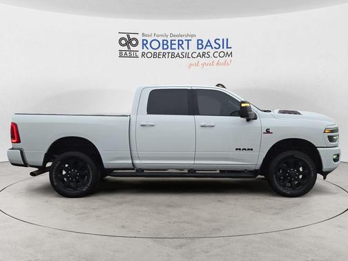 2025 RAM 3500 Laramie Crew Cab 4x4 6'4' Box