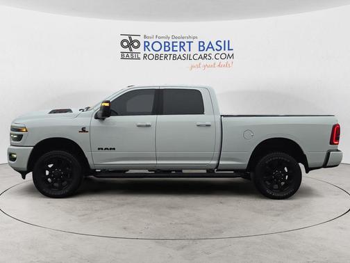 2025 RAM 3500 Laramie Crew Cab 4x4 6'4' Box