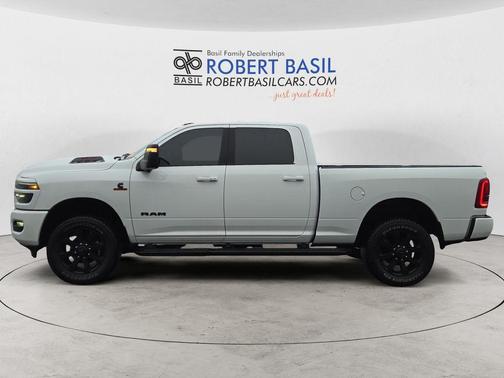 2025 RAM 3500 Laramie Crew Cab 4x4 6'4' Box