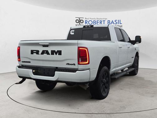 2025 RAM 3500 Laramie Crew Cab 4x4 6'4' Box