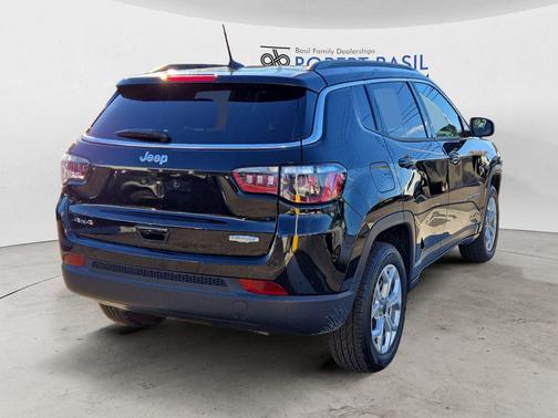 2025 Jeep Compass Latitude