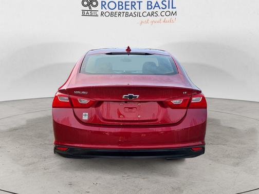 Cajun Red Tintcoat 2018 Chevrolet Malibu LT