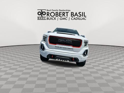 Summit White 2021 GMC Sierra 1500 SLT