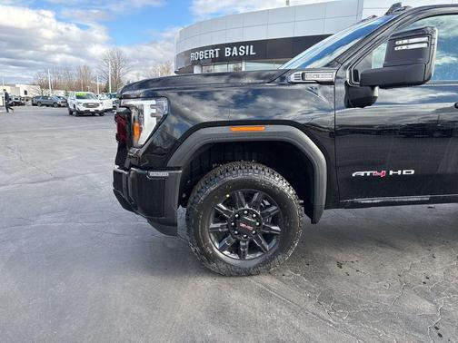 2026 GMC Sierra 2500 AT4