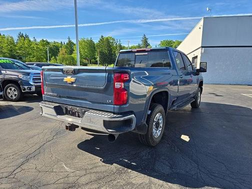 Lakeshore Blue Metallic 2024 Chevrolet Silverado 2500 LT