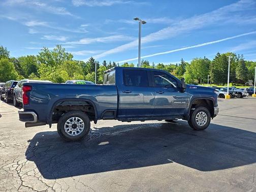 Lakeshore Blue Metallic 2024 Chevrolet Silverado 2500 LT