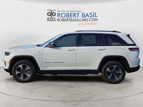 2023 Jeep Grand Cherokee 4xe Base