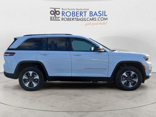 2023 Jeep Grand Cherokee 4xe Base
