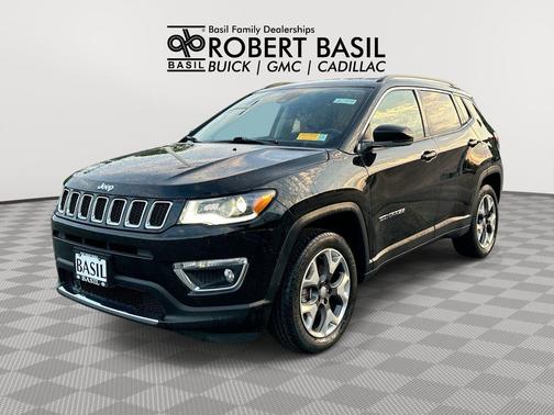 Diamond Black Crystal Pearlcoat 2018 Jeep Compass Limited