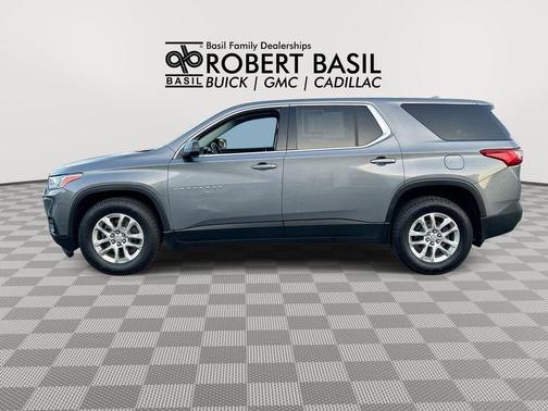 Satin Steel Metallic 2021 Chevrolet Traverse LS