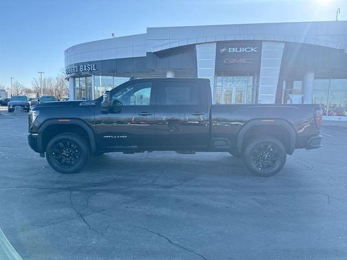 Onyx Black 2026 GMC Sierra 2500 AT4
