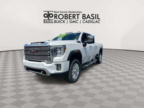 White Frost Tricoat 2023 GMC Sierra 3500 Denali