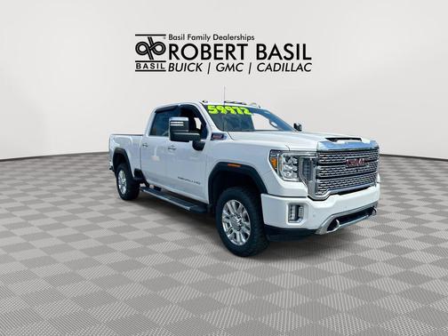 White Frost Tricoat 2023 GMC Sierra 3500 Denali