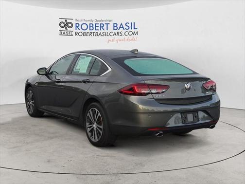 2018 Buick Regal Sportback Essence