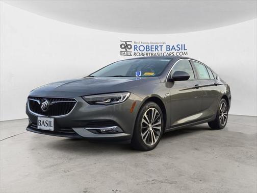 2018 Buick Regal Sportback Essence