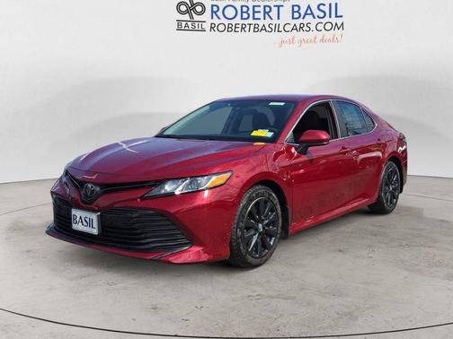 Ruby Flare Pearl 2019 Toyota Camry LE