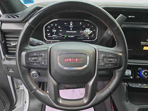 2024 GMC Sierra 2500 AT4