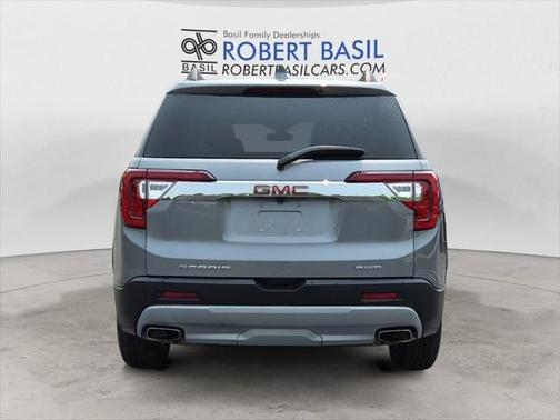 2023 GMC Acadia AWD SLT