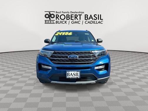 Atlas Blue Metallic 2021 Ford Explorer XLT