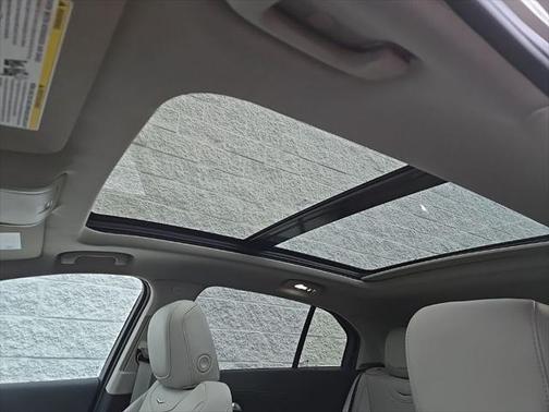 2022 Cadillac XT4 Luxury