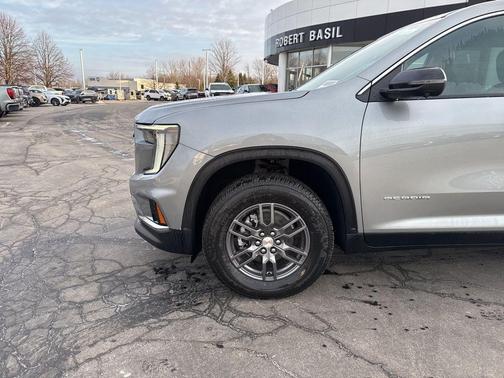 2026 GMC Acadia Elevation AWD