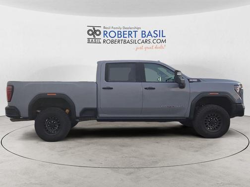 2024 GMC Sierra 2500 AT4