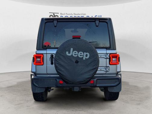 2021 Jeep Wrangler Unlimited Sahara