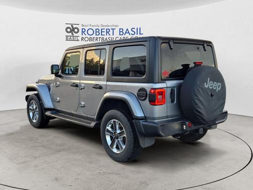 2021 Jeep Wrangler Unlimited Sahara