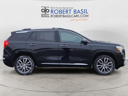 2023 GMC Terrain Denali