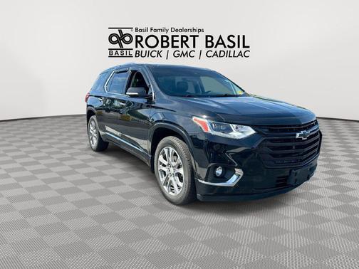 Mosaic Black Metallic 2019 Chevrolet Traverse Premier