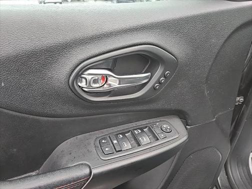 2019 Jeep Cherokee Trailhawk Elite