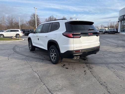 2026 GMC Acadia AT4 AWD