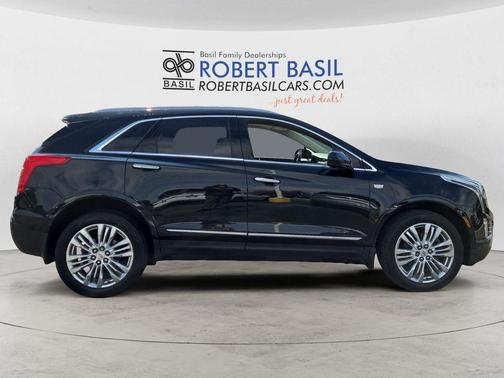 Stellar Black Metallic 2017 Cadillac XT5 Premium Luxury