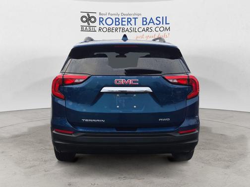 2021 GMC Terrain SLE