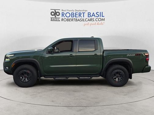 2025 Nissan Frontier PRO-4X