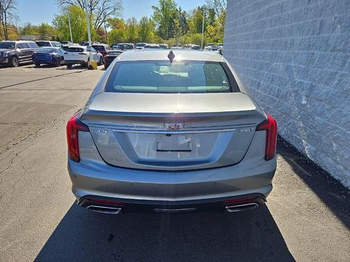 Argent Silver Metallic 2023 Cadillac CT5 Luxury