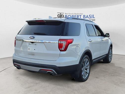 White Platinum Metallic Tri-Coat 2016 Ford Explorer Limited