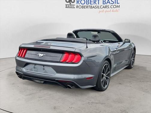 2022 Ford Mustang EcoBoost Premium