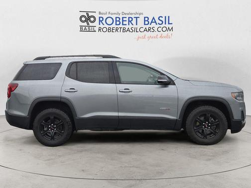 2023 GMC Acadia AWD AT4